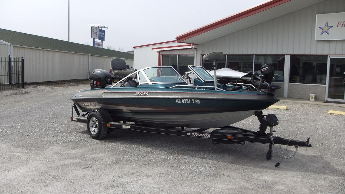 Used 2002 Stratos Boats 18XL F/S