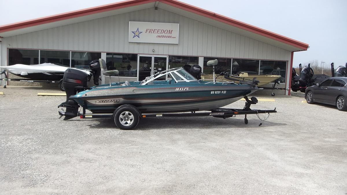 Used 2002 Stratos Boats 18XL F/S