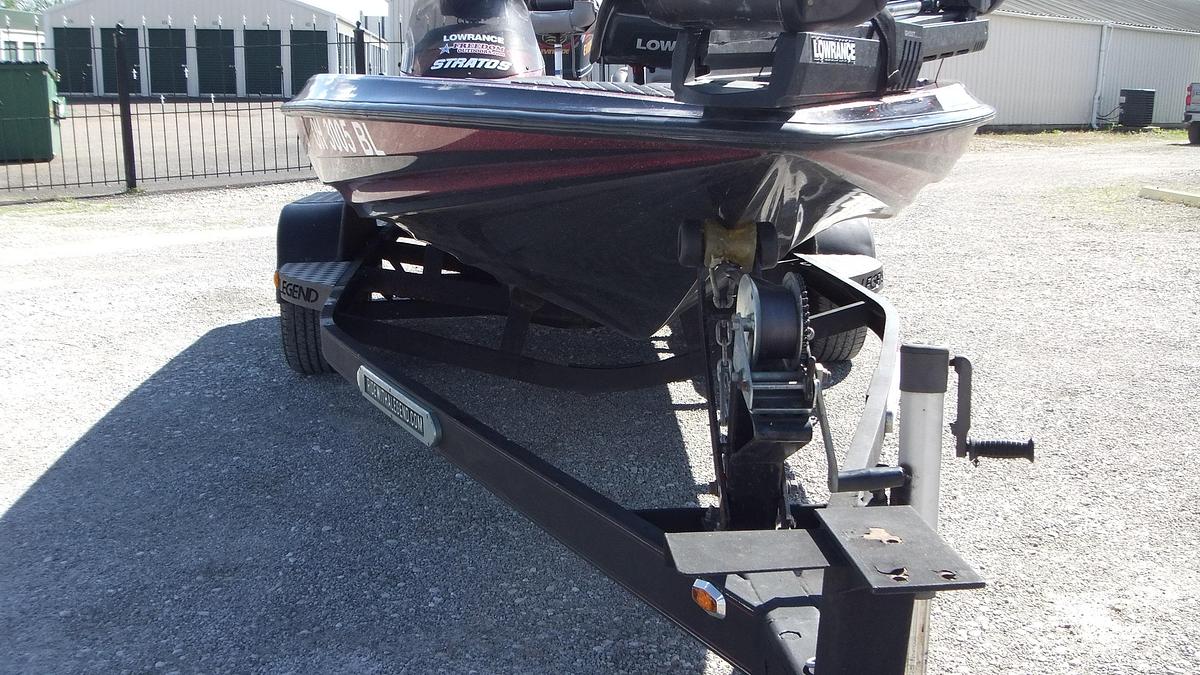 Used 1995 Stratos Boats 201PXL