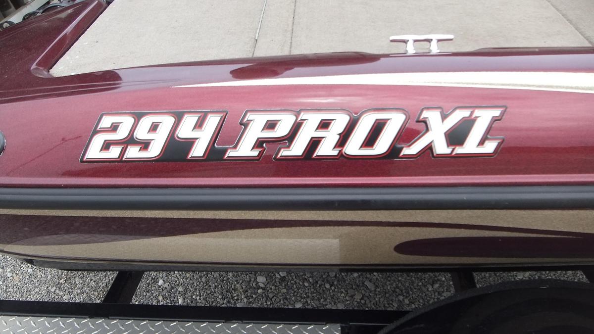 Used 2006 Stratos Boats 294PXL