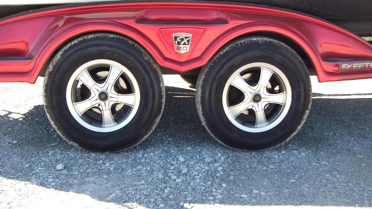 Used 2012 Skeeter Boats FX20