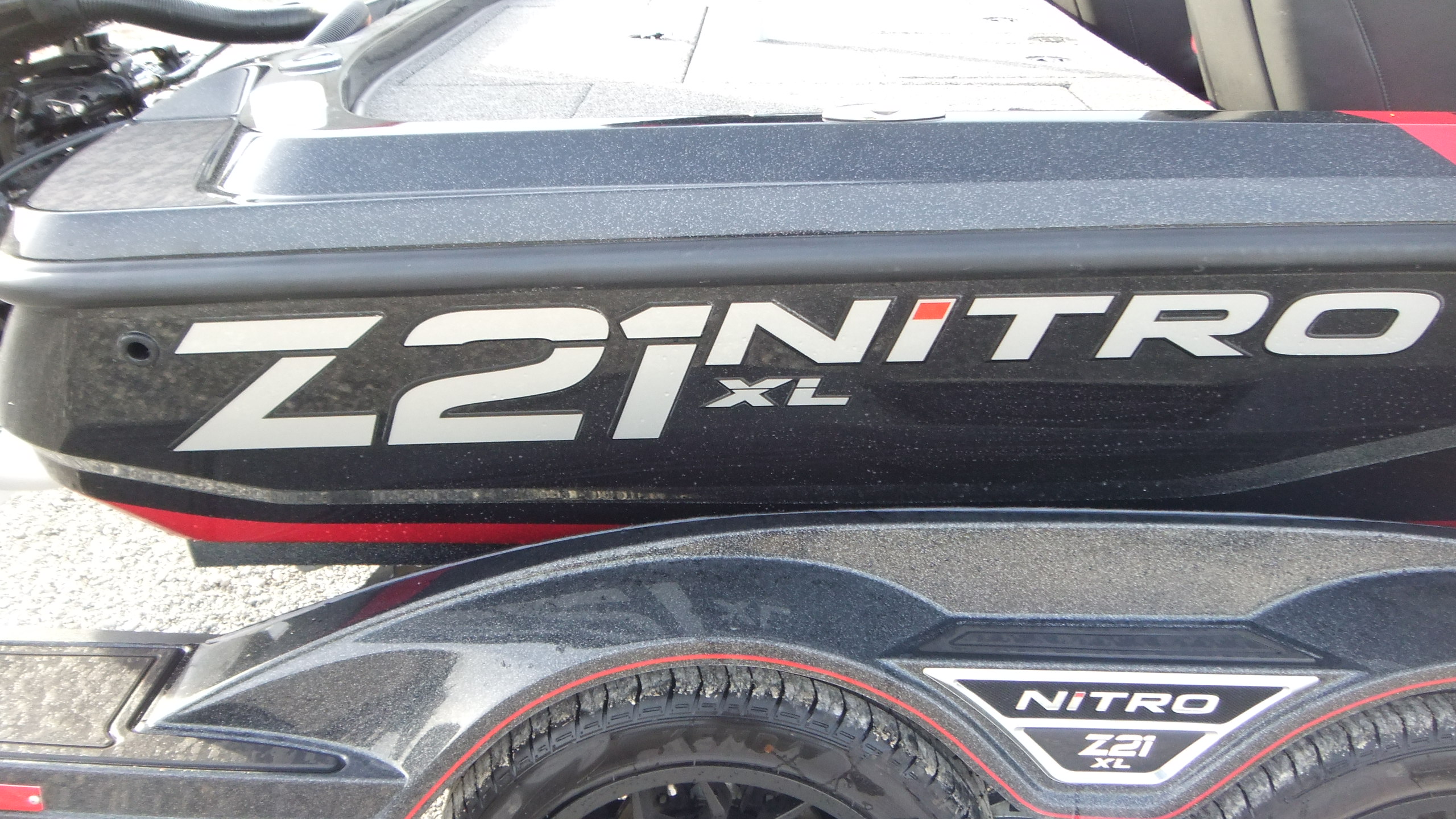 2025 Nitro Boats Z21XL