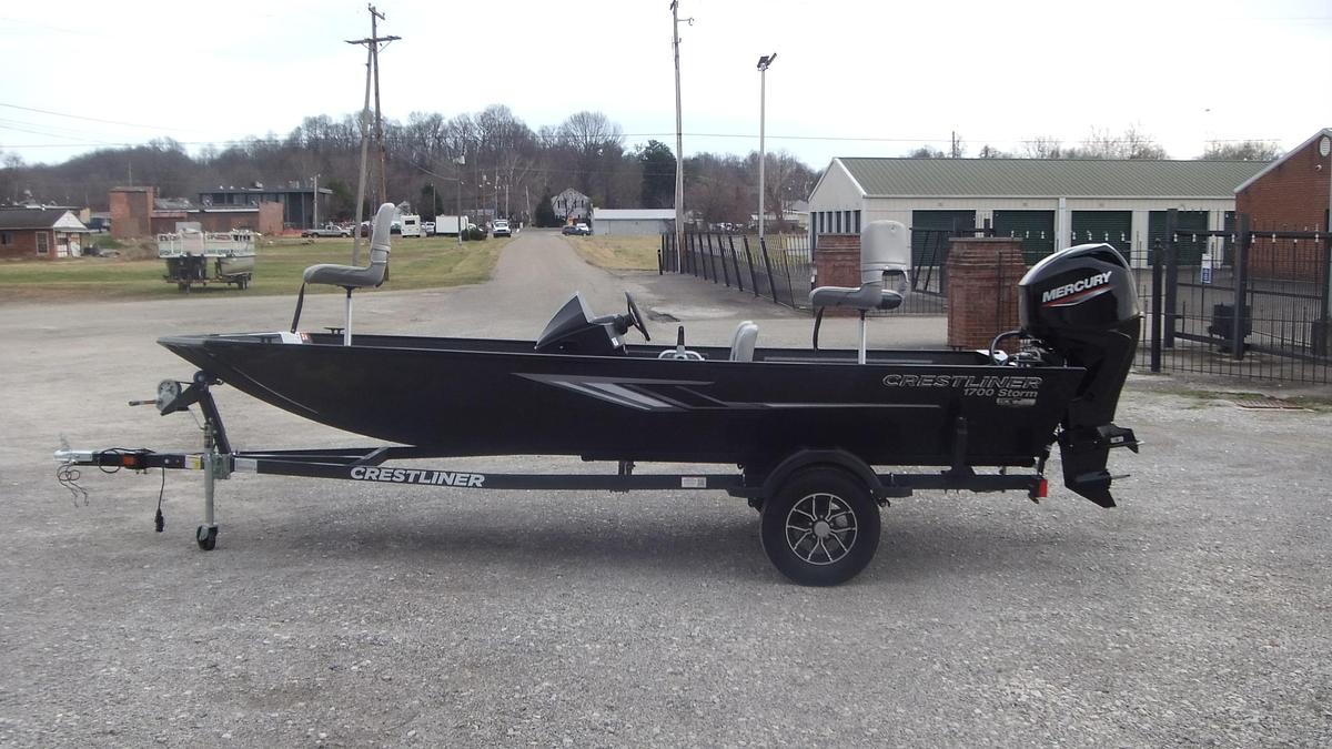 2026 Crestliner Boats 1700 Storm