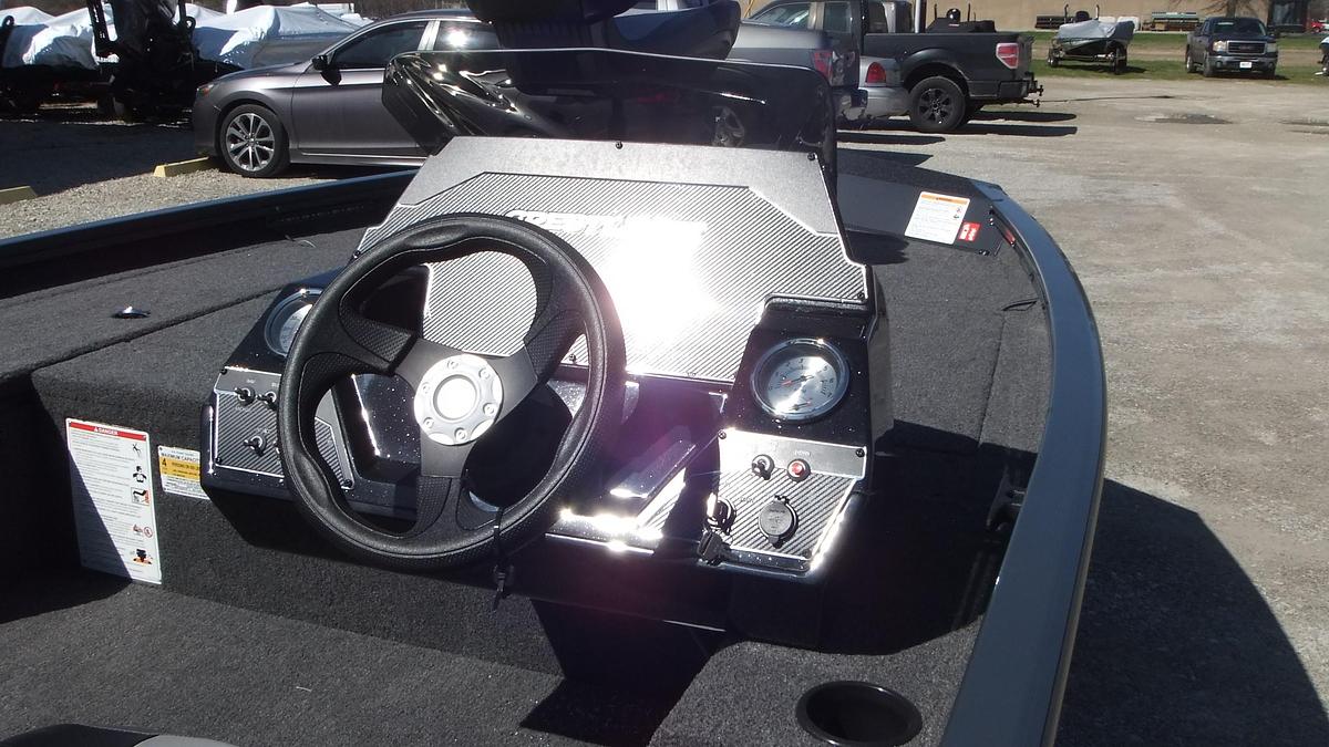 2026 Crestliner Boats XF179