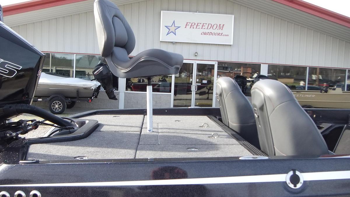 2026 IKON Boats VLE21