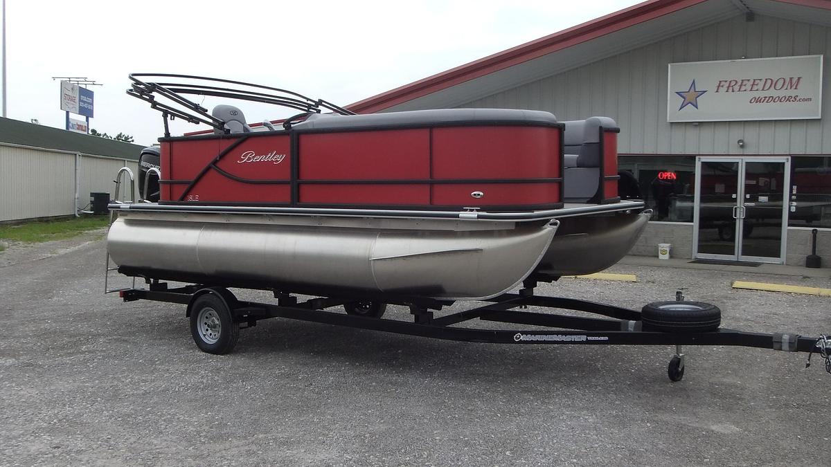 2026 Bentley Pontoons 18LE