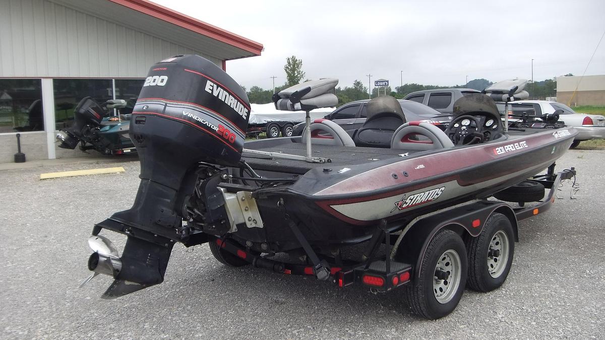 Used 1997 Stratos Boats 201 Pro Elite