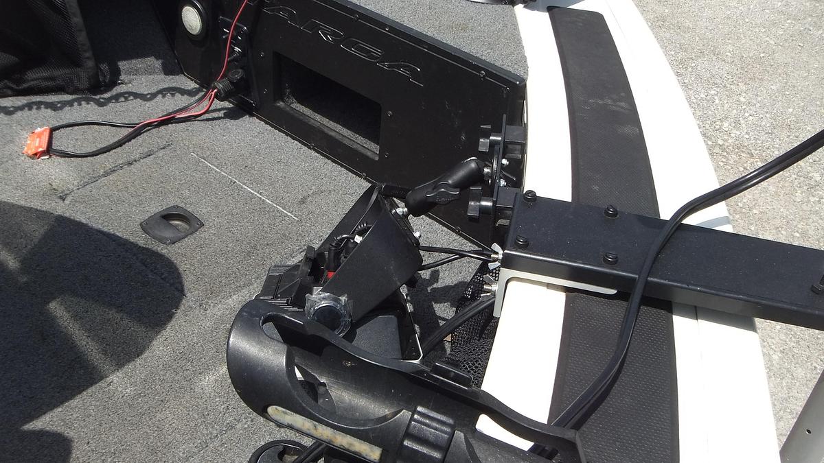 Used 2018  Tracker Boats Targa V19