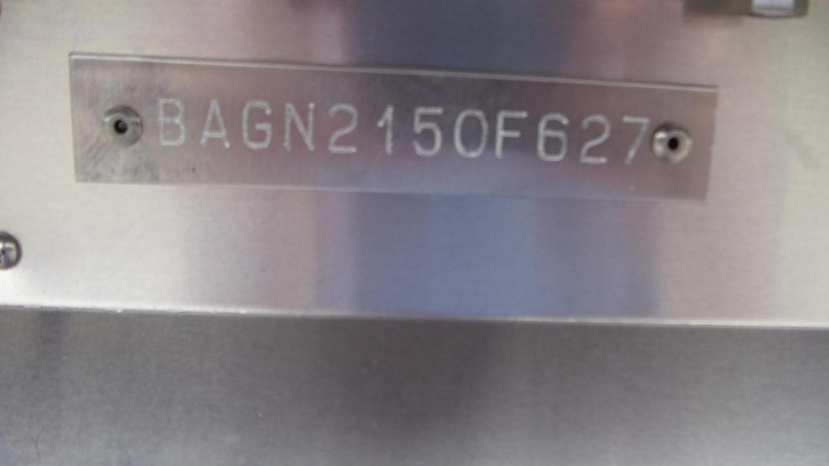 2027 Bentley Pontoons Bolt