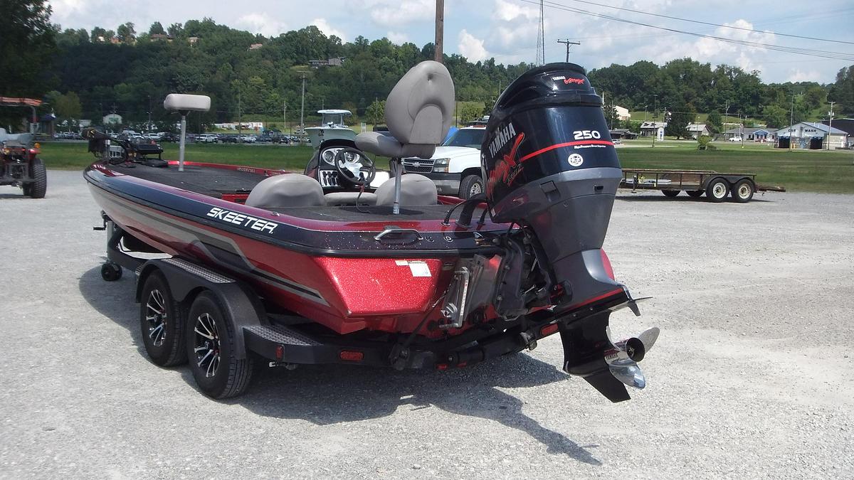 Used 2011 Skeeter Boats ZX250
