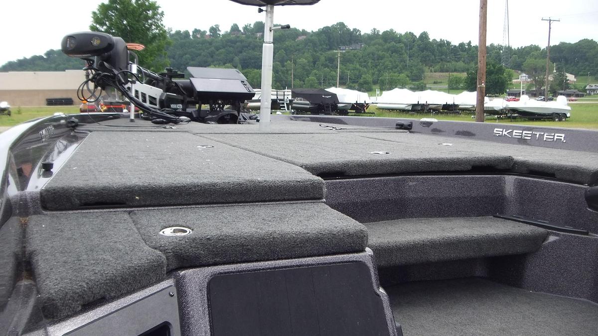 Used 2023 Skeeter Boats ZXR200