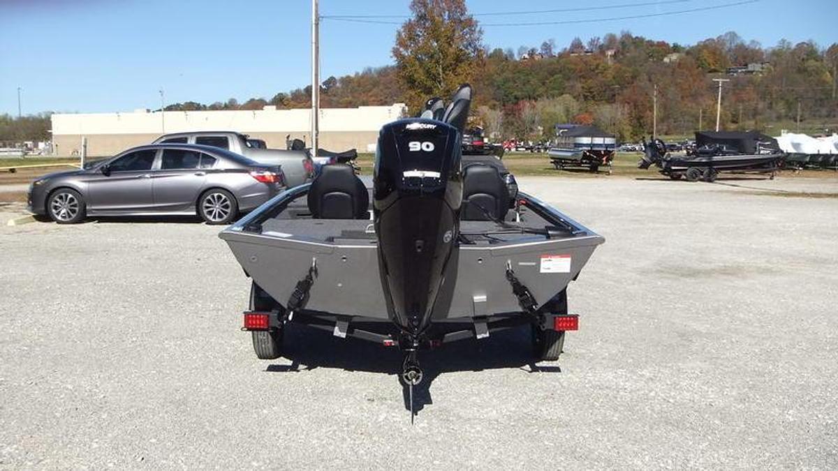 2026 Crestliner Boats XF179