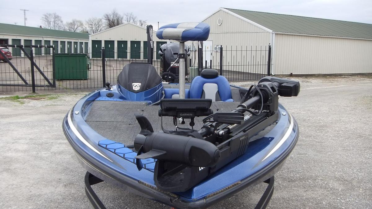 Used 2012 Skeeter Boats FX20