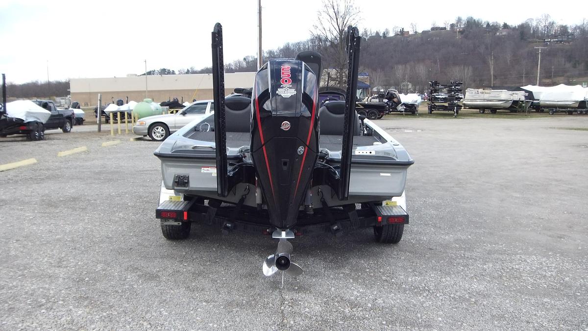 Used 2023 Caymas Boats CX21 PRO