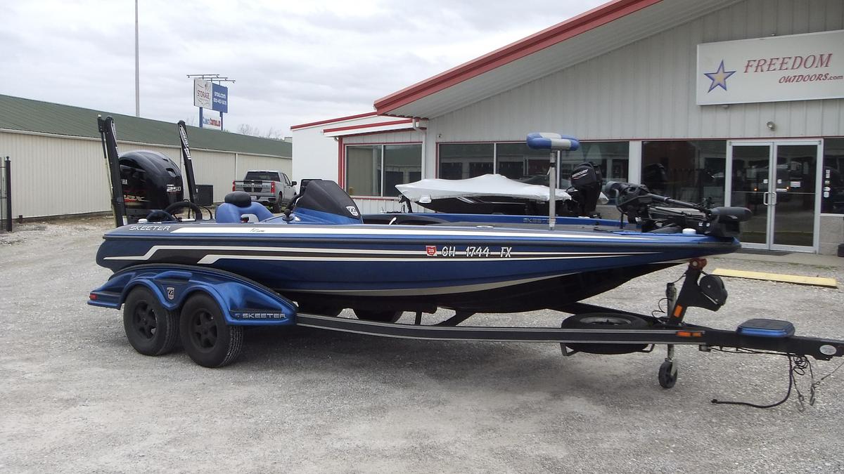 Used 2012 Skeeter Boats FX20