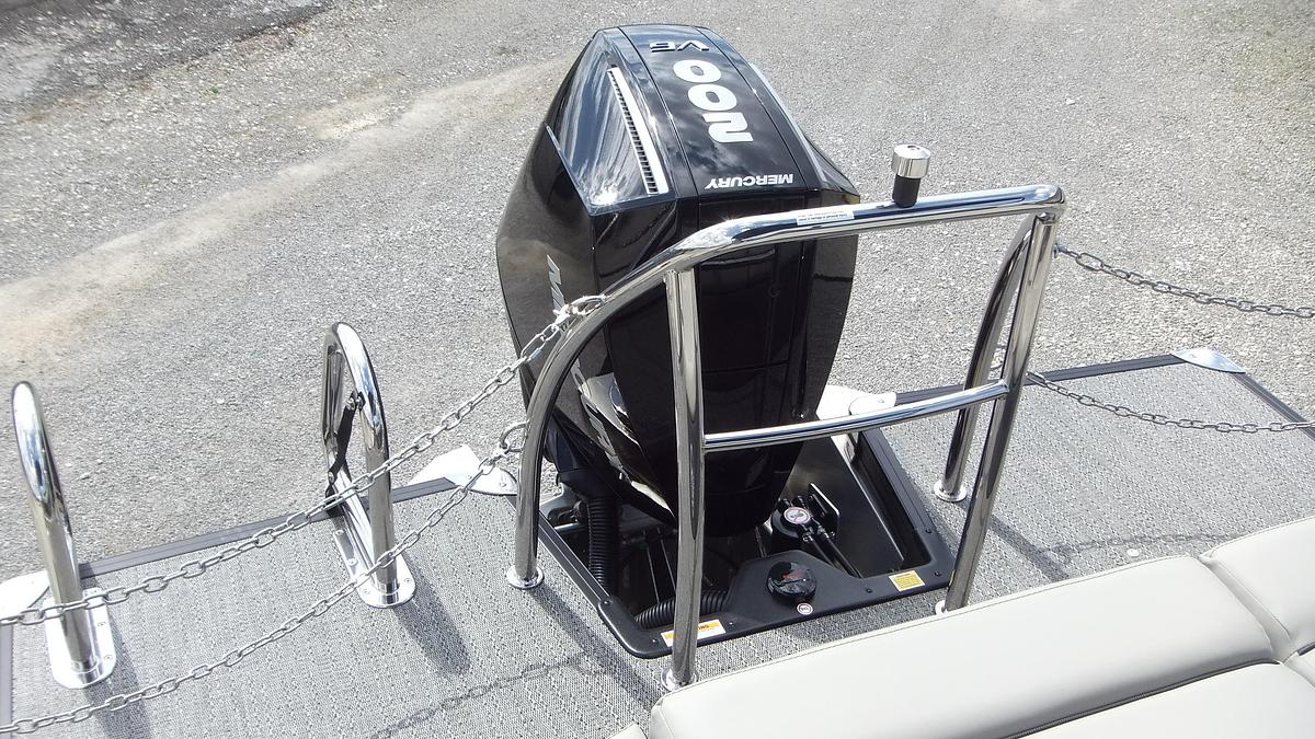 2026 Barletta Pontoons Cabrio C22UC