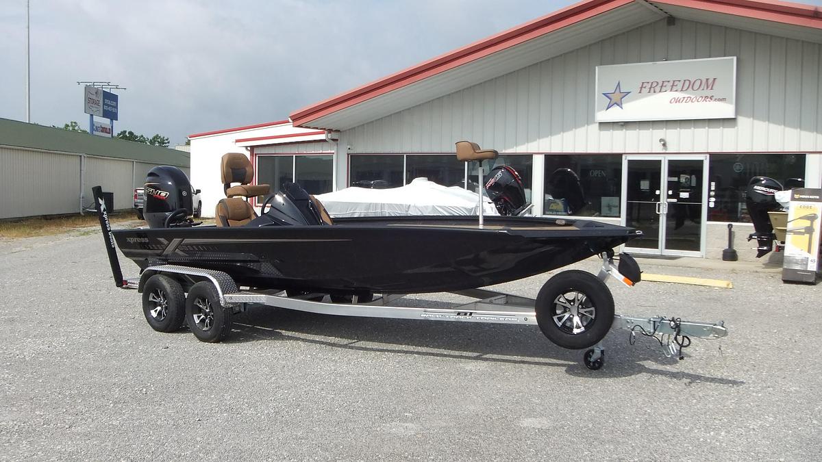 2027 Xpress Boats H20