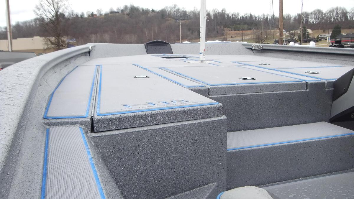 2026 Xpress Boats H18