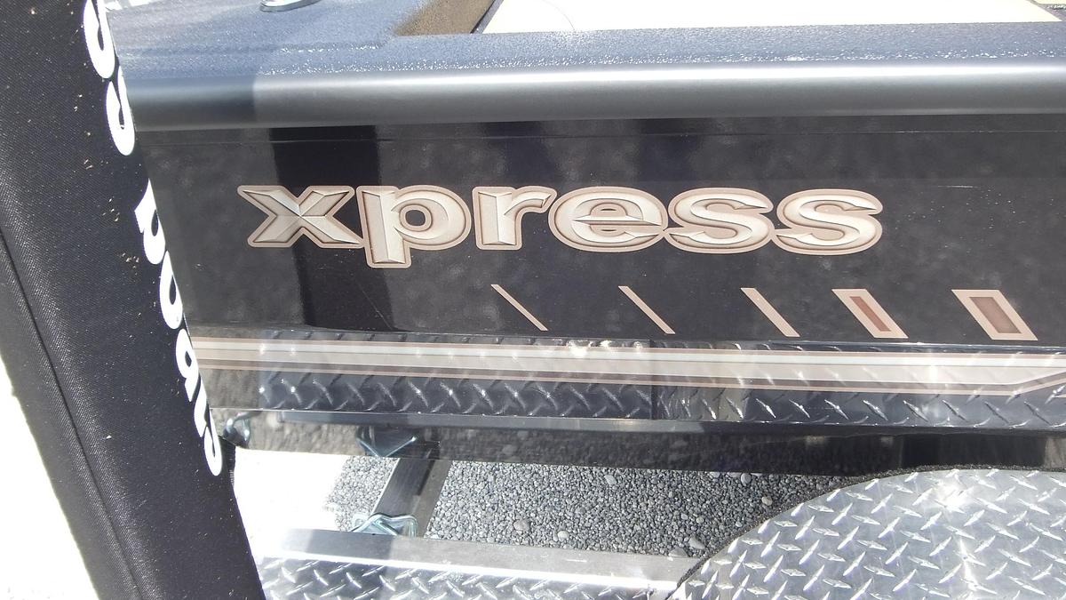 2027 Xpress Boats H20