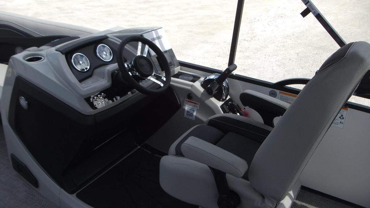 2026 Barletta Pontoons Cabrio C22UC