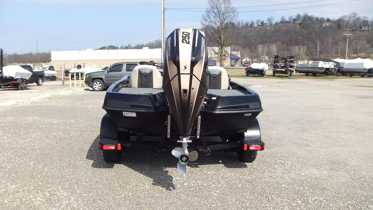 2026 IKON Boats VLE21