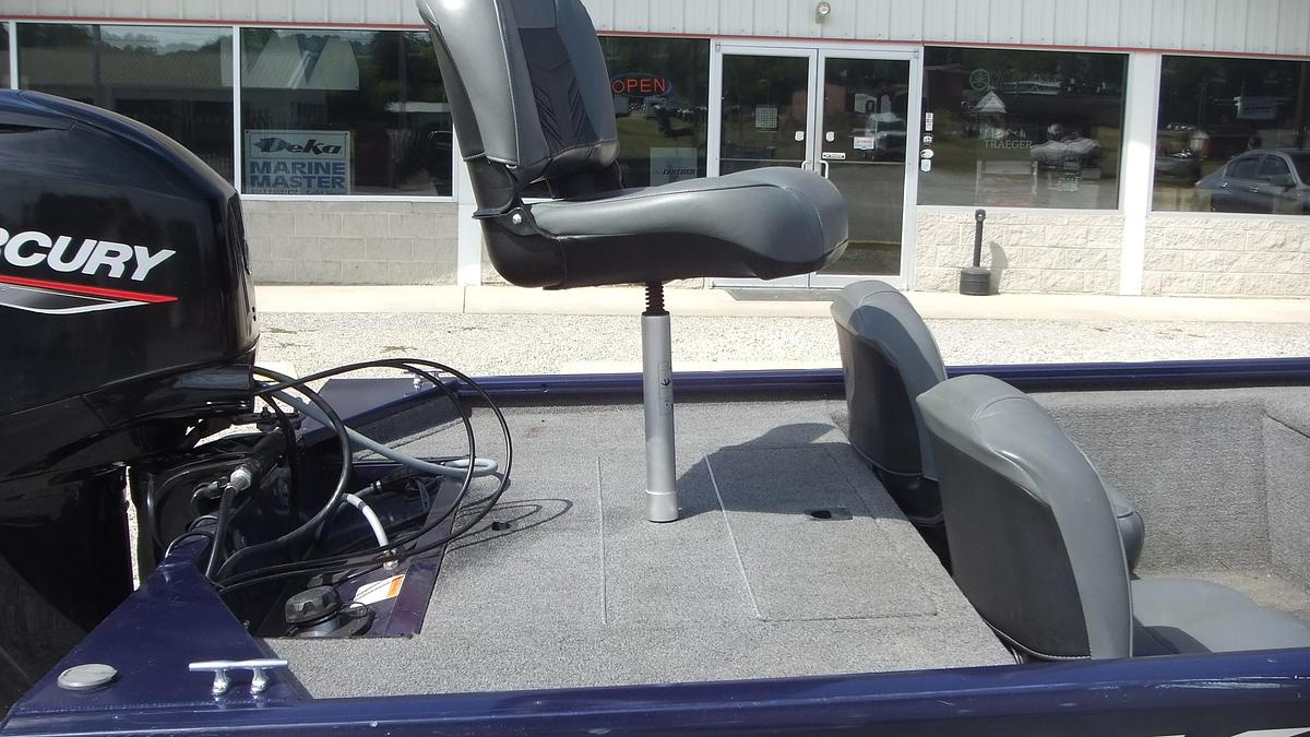 Used 2020  Tracker Boats Pro 170