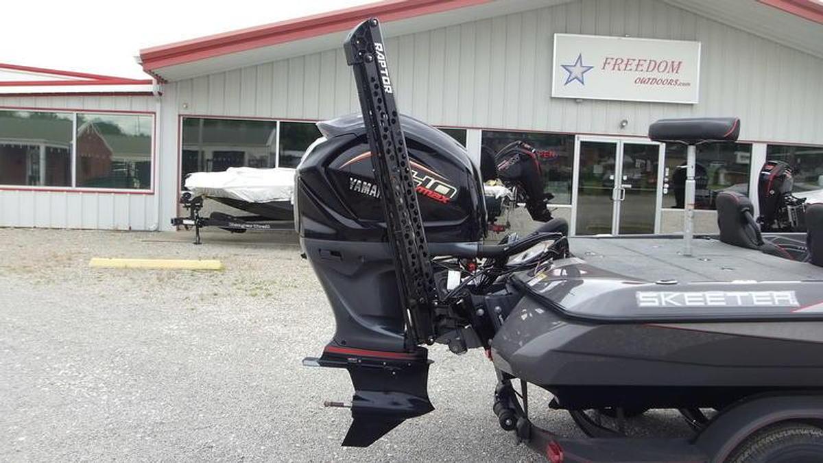 2025 Skeeter Boats ZXR21