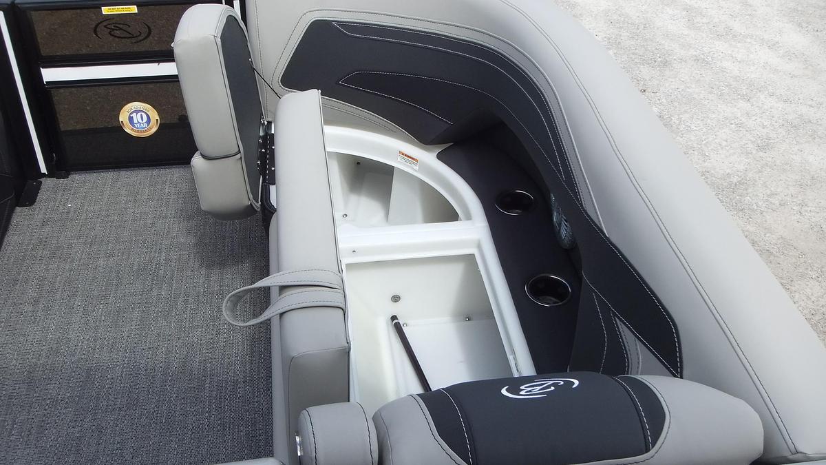 2026 Barletta Pontoons Cabrio C22UC