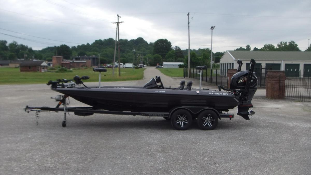 Used 2023 Skeeter Boats ZXR200