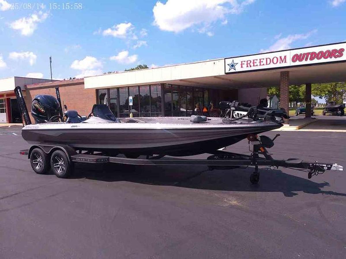2025 Skeeter Boats ZXR21