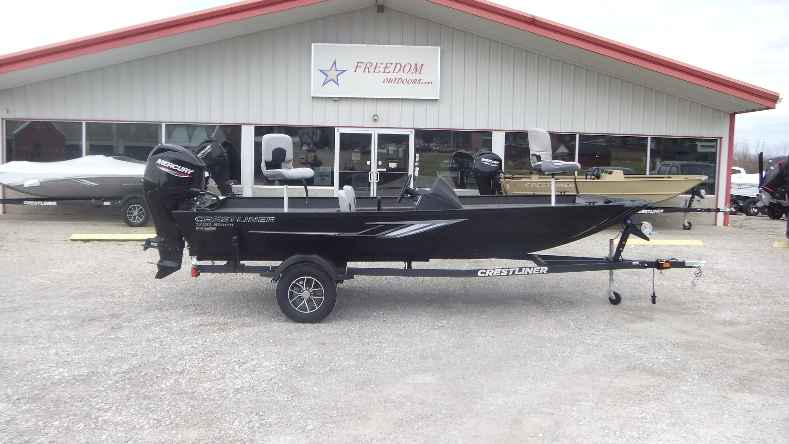 2026 Crestliner Boats 1700 Storm
