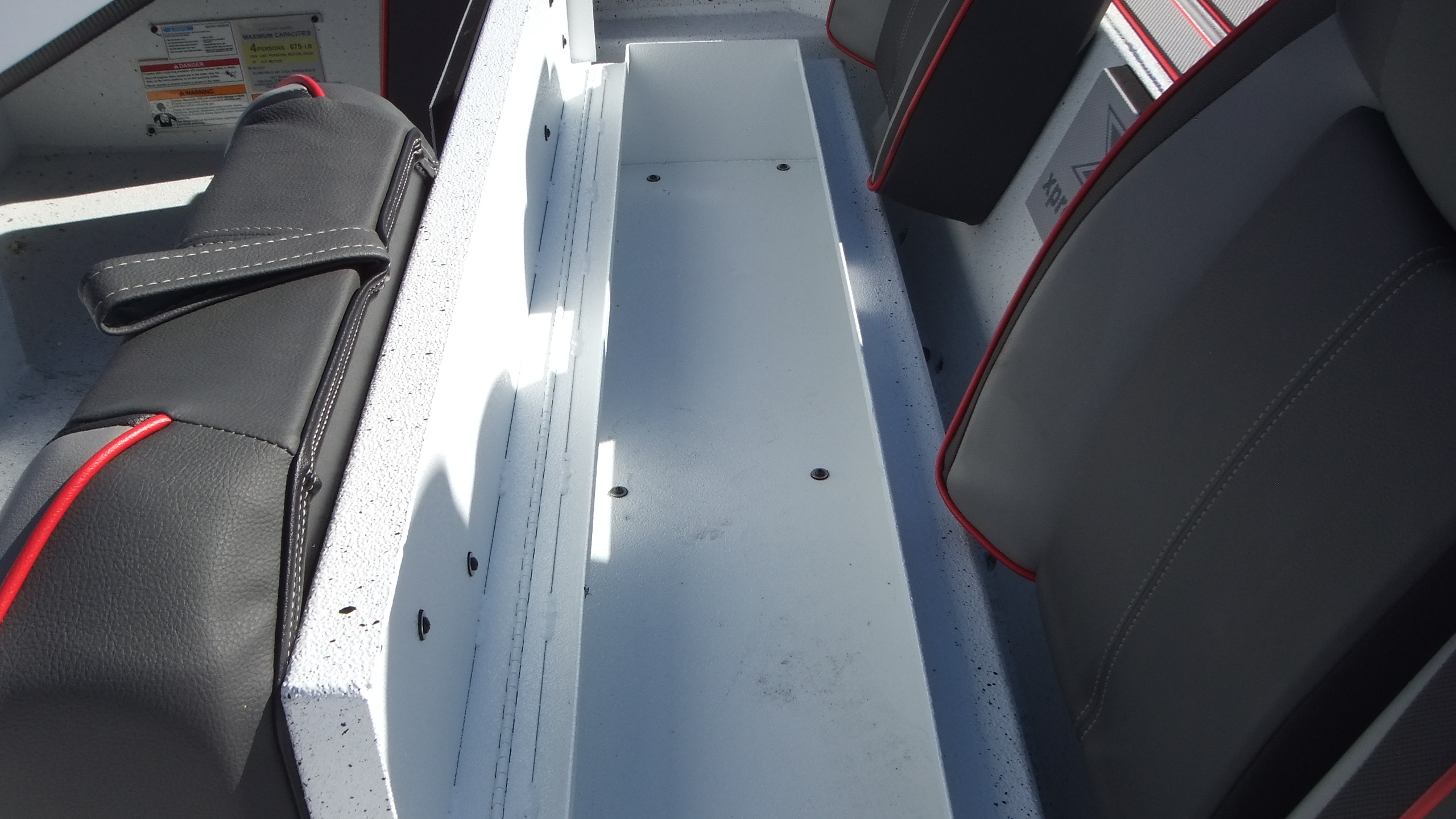 2025 Xpress Boats H17