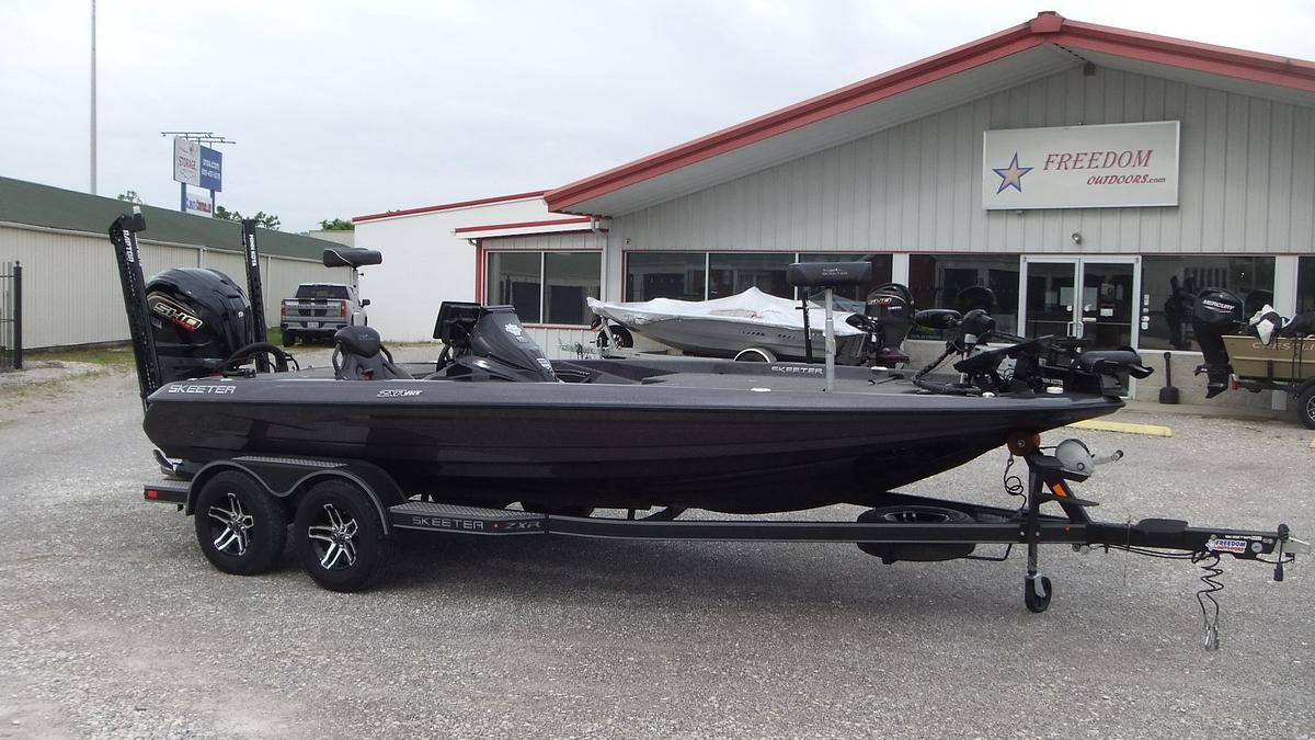 Used 2023 Skeeter Boats ZXR200