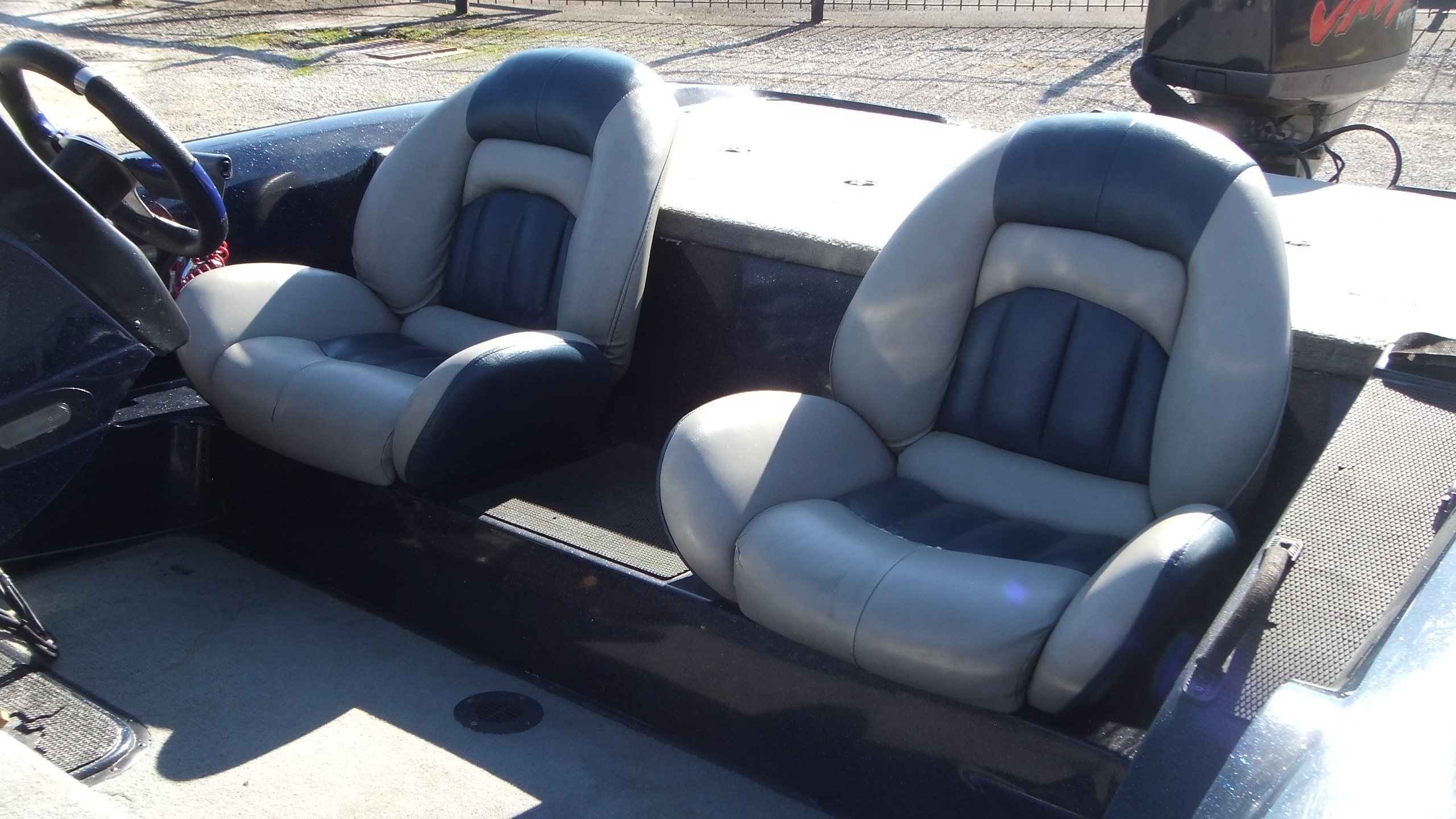 Used 2007  Stratos Boats 294PXL