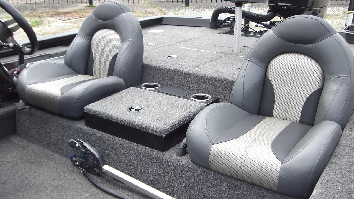 Used 2019  Vexus Boats AVX 1980