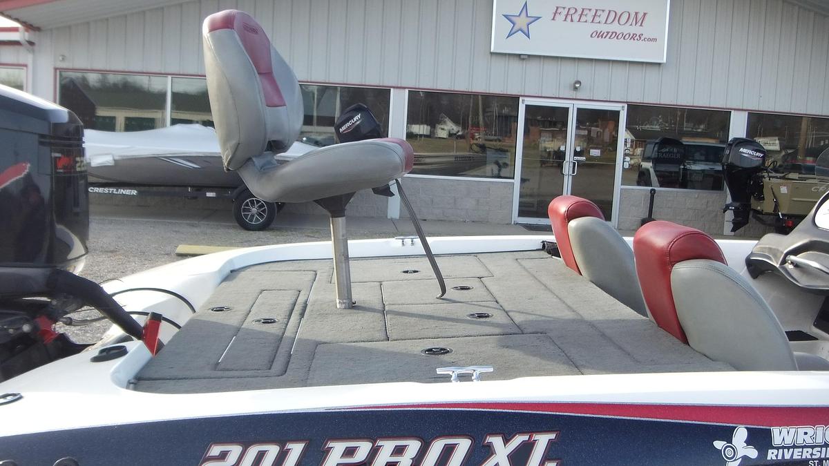 Used 2003 Stratos Boats 201 PXL