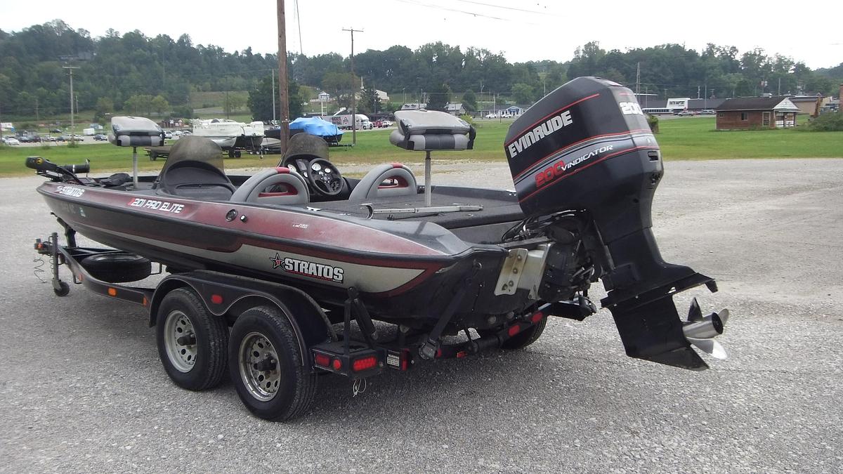 Used 1997 Stratos Boats 201 Pro Elite