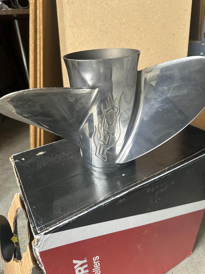 Used Mercury 23p Fury