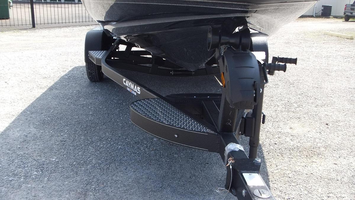 2027 Caymas Boats 201 PRO