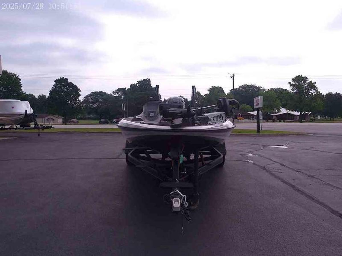 2025 Skeeter Boats ZXR21