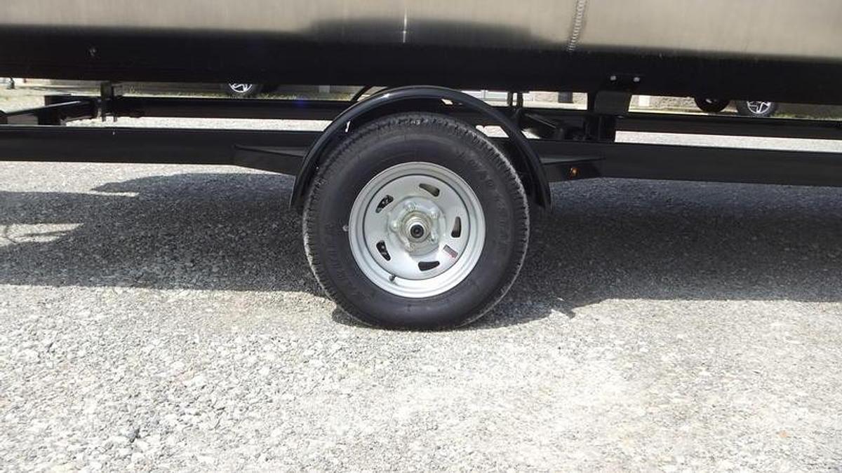 2025 Bentley Pontoons LE200 CW