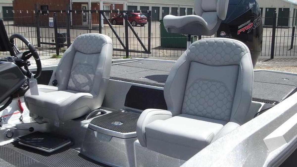 2026 IKON Boats VLE20