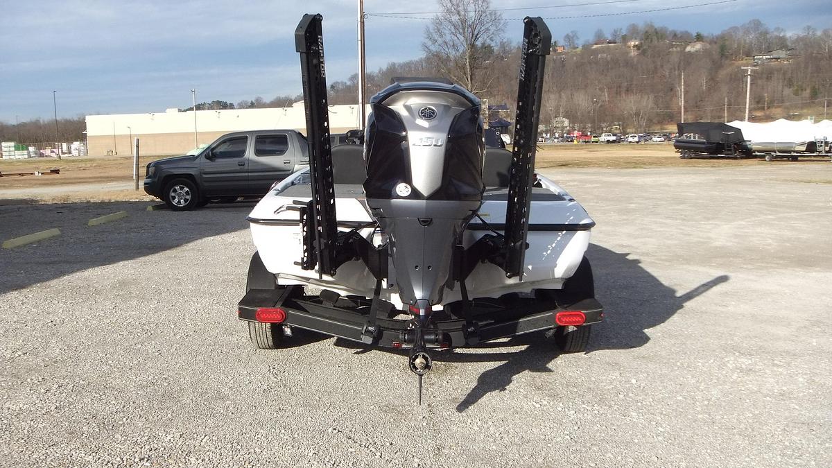 2025 Skeeter Boats ZXR20