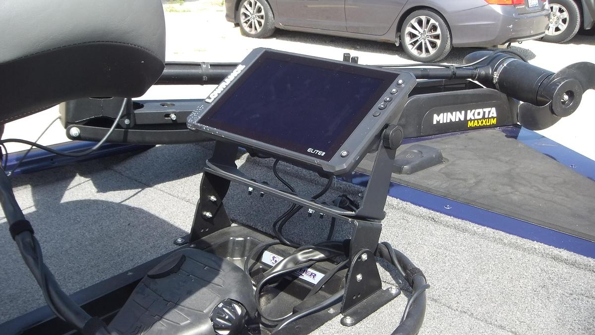 Used 2020  Tracker Boats Pro 170