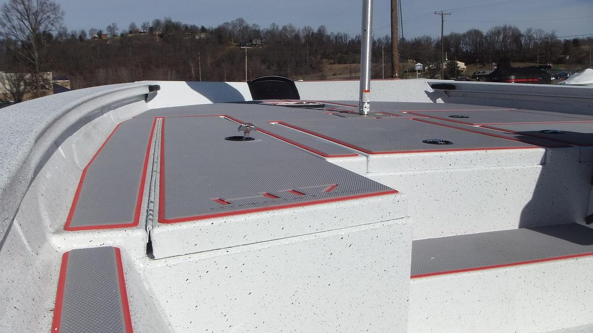 2025 Xpress Boats H17