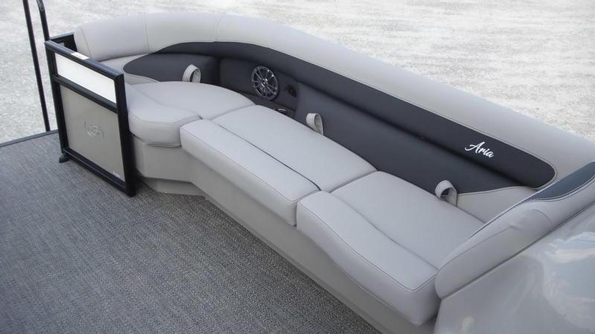 2025 Barletta Pontoons Aria A24QC