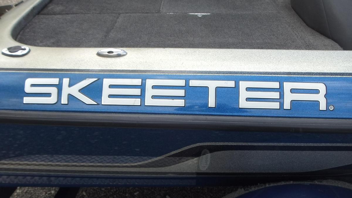Used 2009 Skeeter Boats ZX200
