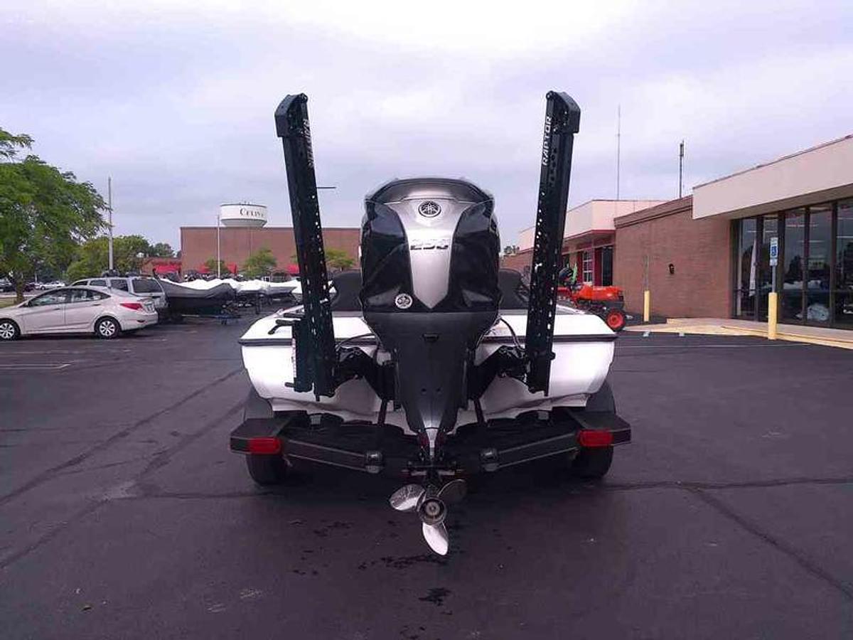 2025 Skeeter Boats ZXR21
