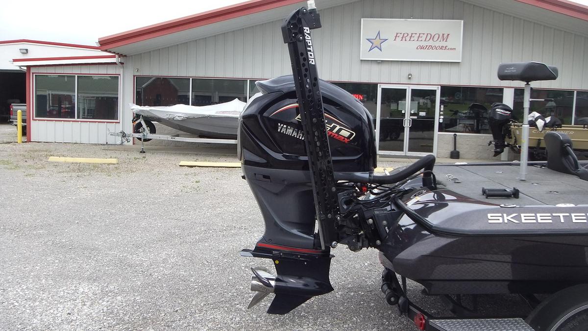 Used 2023 Skeeter Boats ZXR200