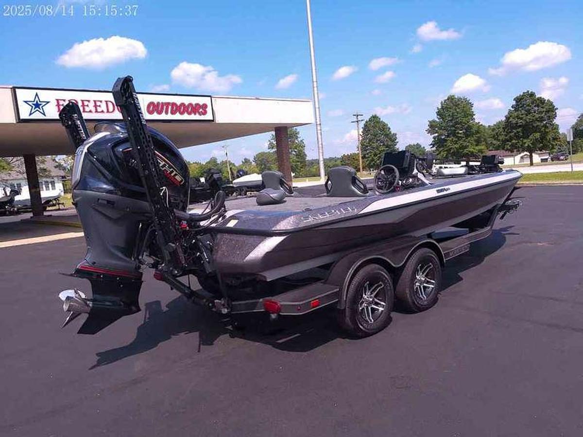2025 Skeeter Boats ZXR21
